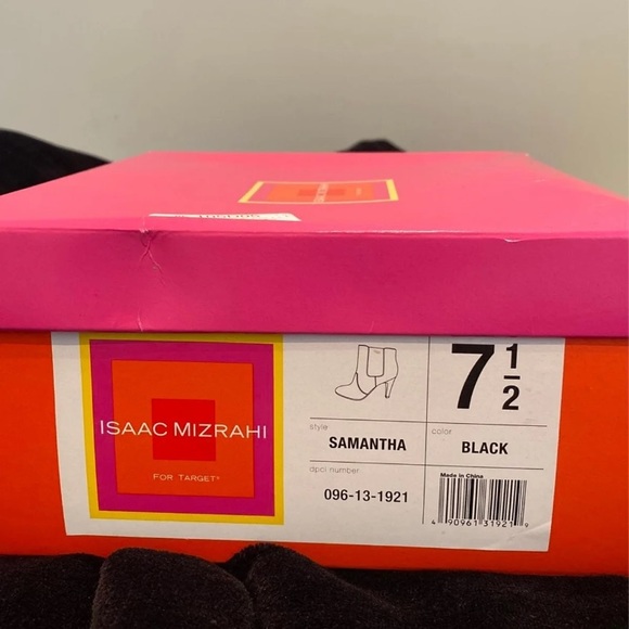 Black heeled booties - Picture 3 of 3